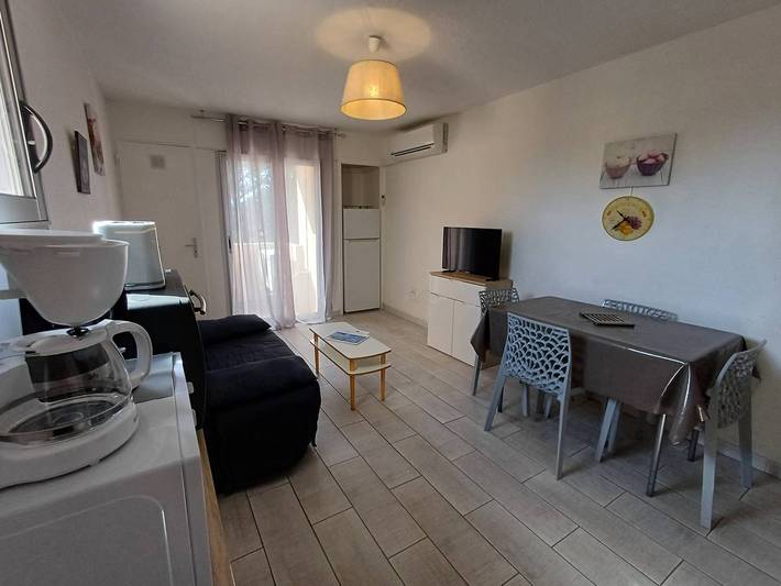 Ganze Wohnung, Gemütliches 2-Sterne-T2-Apartment mit Parkplatz in der Nähe des Thau-Sees in Balaruc-les-Bains, Côte d'Améthyste