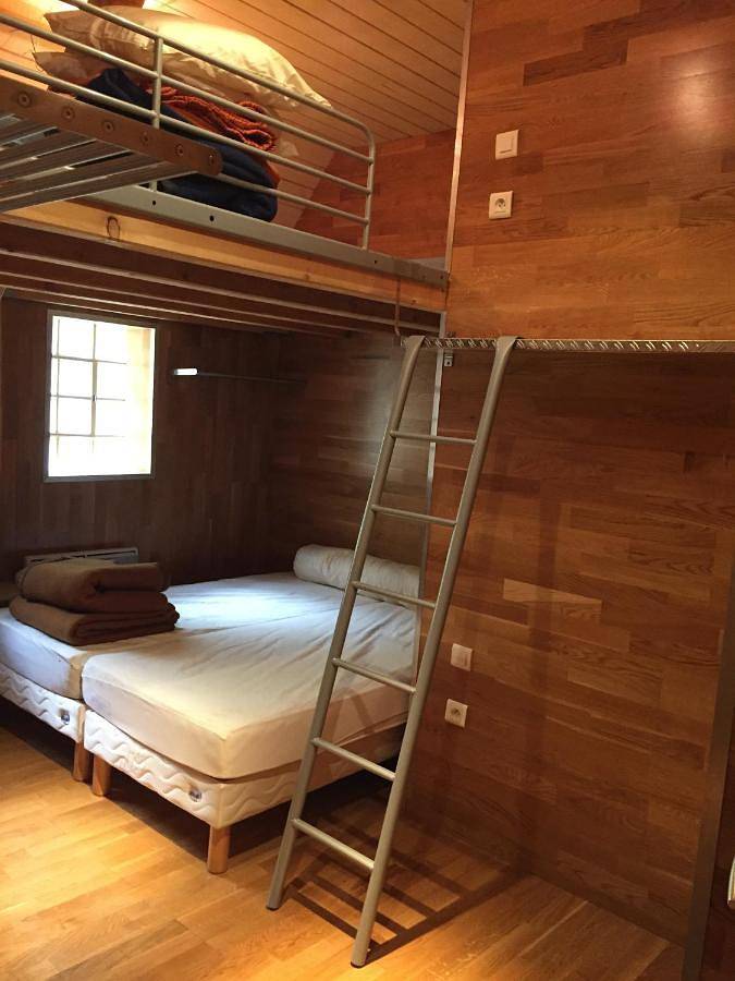 Location de vacances pour 8 personnes, avec terrasse, animaux acceptés à Le Claux - 4