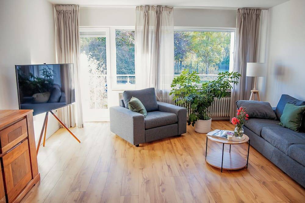 Ganze Wohnung, Schöne und moderne Ferienwohnung inmitten von Nationalpark Eifel. in Gemünd, Rureifel (Nordrhein-westfalen)