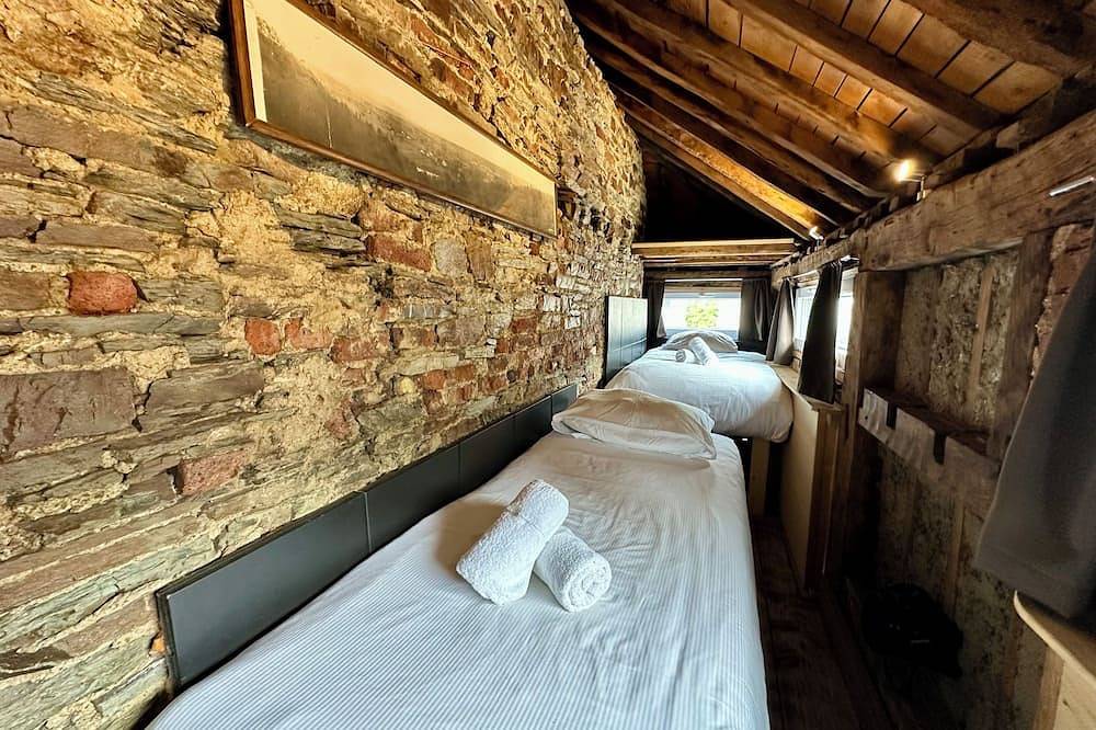 Accommodation only 140cm wide in the Spa in SPA, Liegi e dintorni