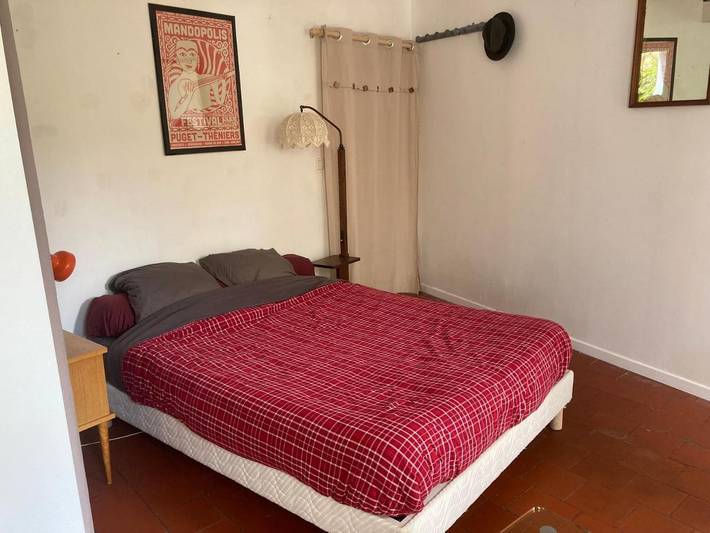 Location de vacances pour 2 personnes, avec vue et terrasse à Saint-Sulpice-la-Pointe - 2