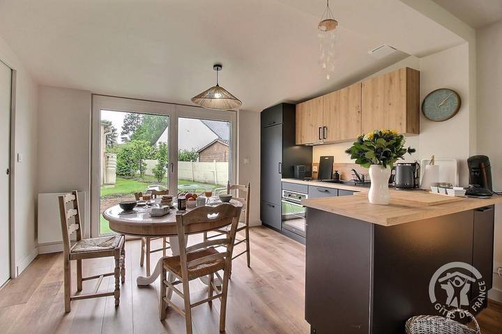 Gîte pour 2 personnes, avec Terrasse ainsi que Jardin et Vue à Pordic - 3