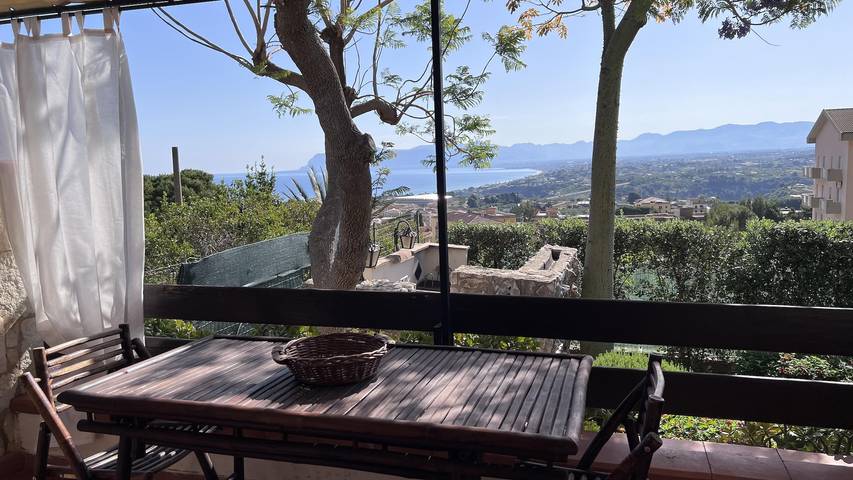 Ferienwohnung für 2 Personen, mit Terrasse und Pool sowie Ausblick in Castellammare del Golfo - 4
