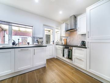 Glamping for 4 People in Belfast, County Antrim, Photo 2