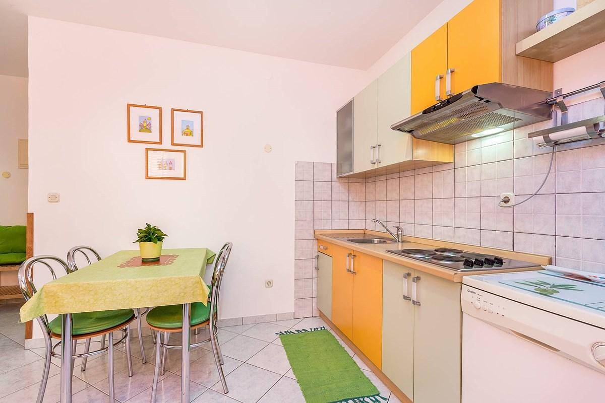 Ganze Ferienwohnung, Ferienwohnung für 4 Personen ca. 52 qm in Vinkuran, Istrien (Istrische Riviera) in Vinkuran, Südküste Istrien