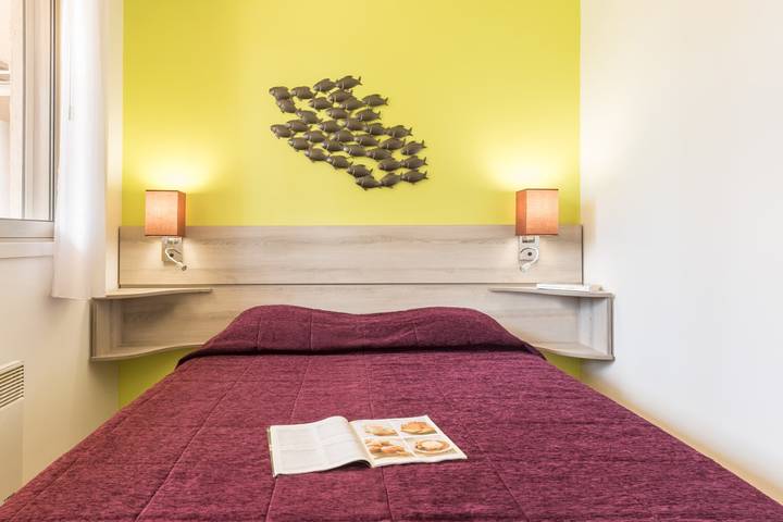 Gîte pour 5 personnes, avec piscine ainsi que terrasse et jardin, animaux acceptés dans Port Santa-Lucia - 4