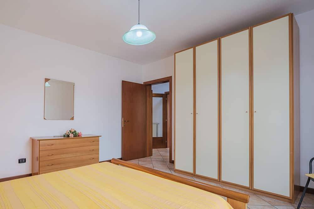 Entire apartment, Ilaria 2 by Interhome in Marina di Massa, Massa