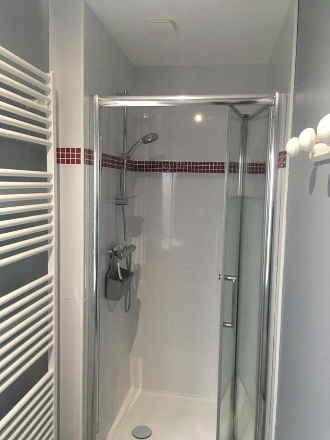 Appartement entier, Two-Bedroom Apartment in Boulogne-sur-Mer, Région de Boulogne-sur-Mer