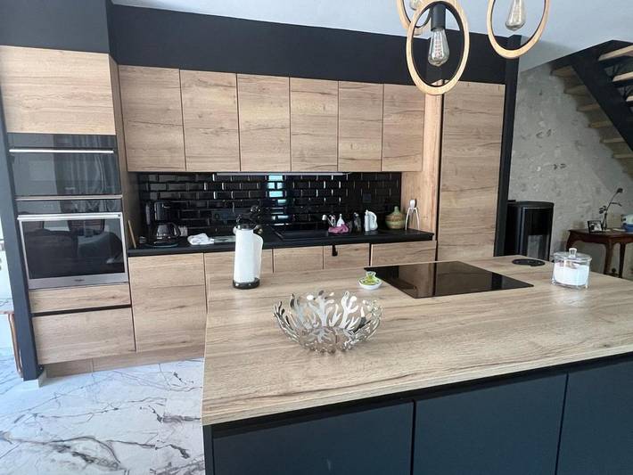 Location de vacances pour 4 personnes, avec terrasse à Aubigné-Racan