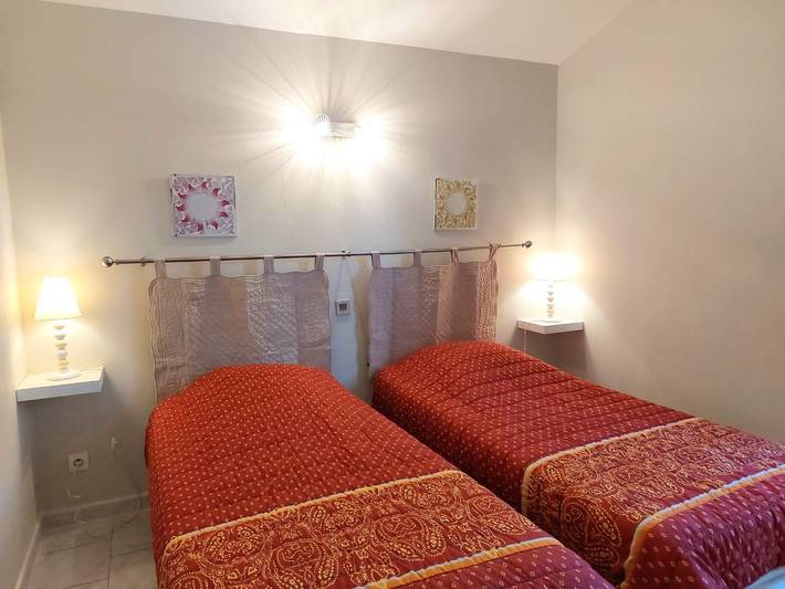 Location de vacances pour 8 personnes, avec jardin, animaux acceptés à Bessas - 3