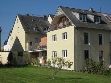 Ferienwohnung für 2 Personen, mit Terrasse und Garten in Schweich an der Römischen Weinstraße