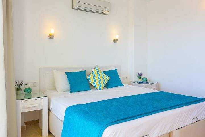 Ganze Wohnung, Schöne romantische Luxus atemberaubende Aussicht, Private Pool auf dem Dach, geräumige moderne in Kaş, Saklıkent