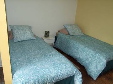 Chambre d’hôte pour 2 personnes, avec piscine et jardin, animaux acceptés à Luzech