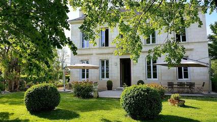Chambre d’hôte pour 2 personnes, avec piscine et jardin à Gauriac