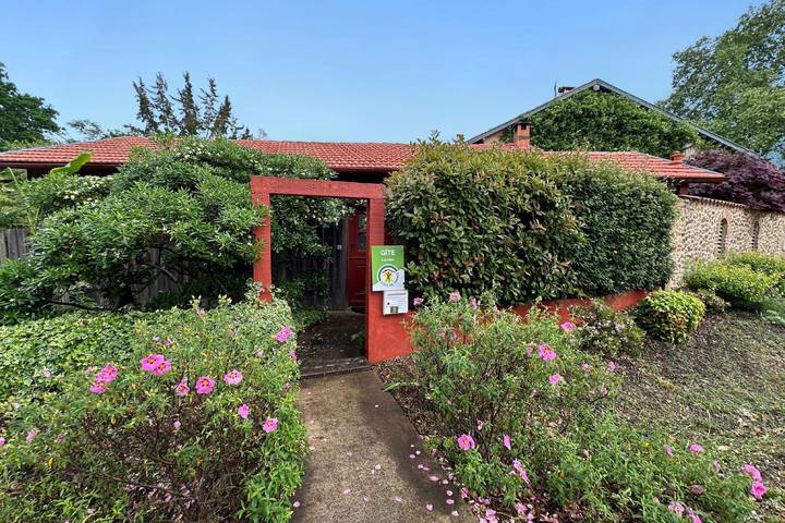 Gîte pour 2 personnes, avec Terrasse ainsi que Jardin et Vue dans Mont-de-Marsan - 2