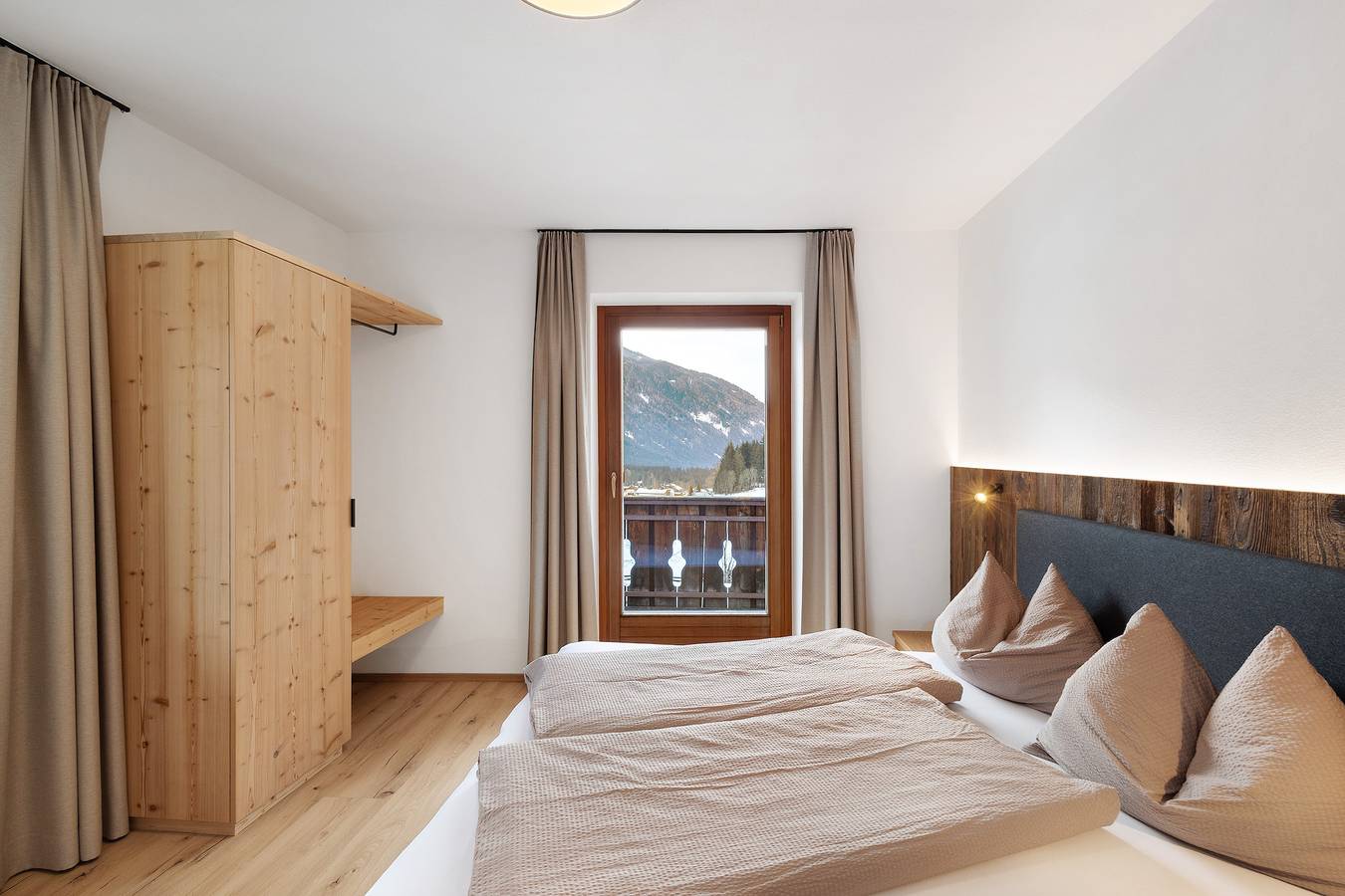 Ganze Wohnung, Ferienwohnung 'Pfaffingerhof Apt Piccolo Rabbit' mit Bergblick, Gemeinschaftsgarten und Wi-Fi in Antholz, Rasen-Antholz