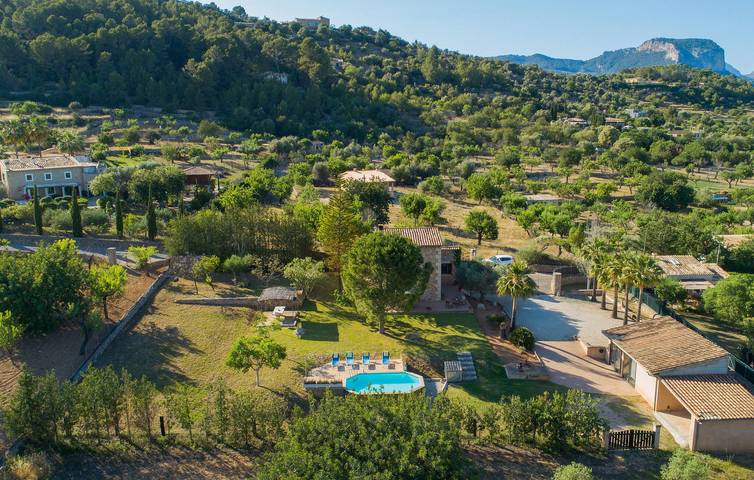 Appartement moderne avec piscine et cuisine à Consell in Alaró, Majorque l'intérieur des terres