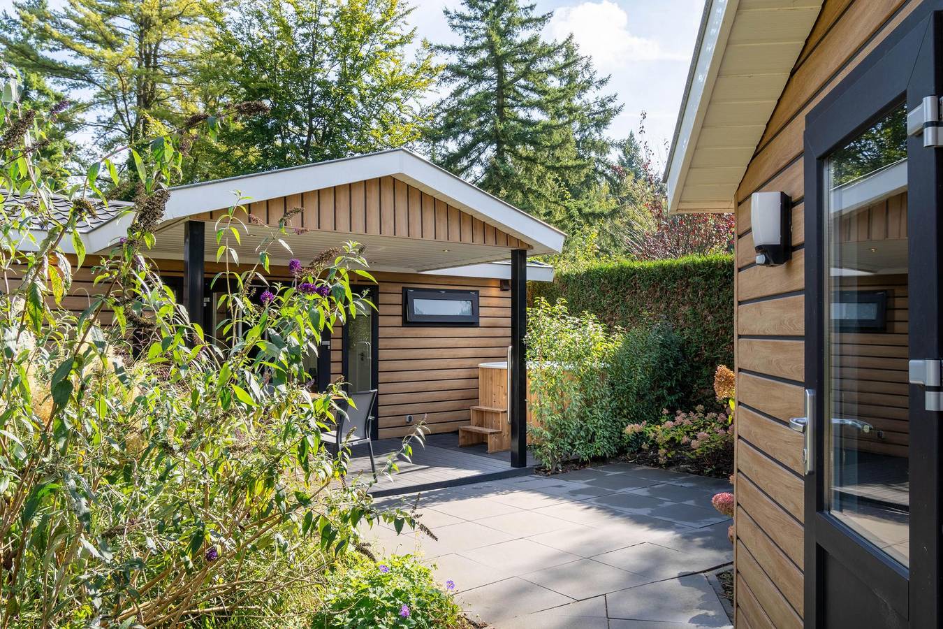 Vakantiepark De Thijmse Berg — 4-Personen-Lodge mit Hottub in Rhenen, Utrecht und Umgebung