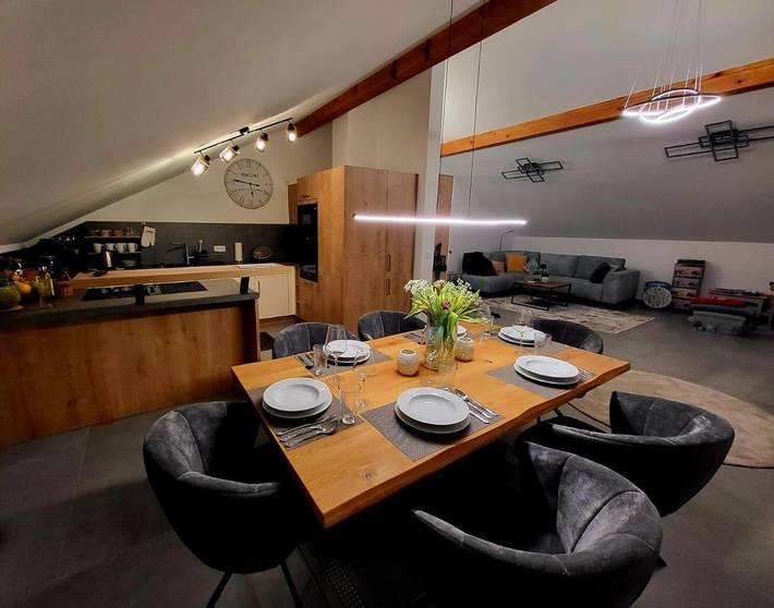 Gîte pour 4 personnes, avec vue et terrasse, adapté aux familles à Hochburg-Ach