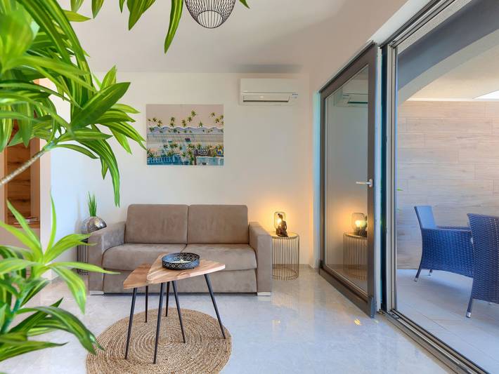 Ferienwohnung für 4 Personen, mit Terrasse in Pjescana Uvala - 2