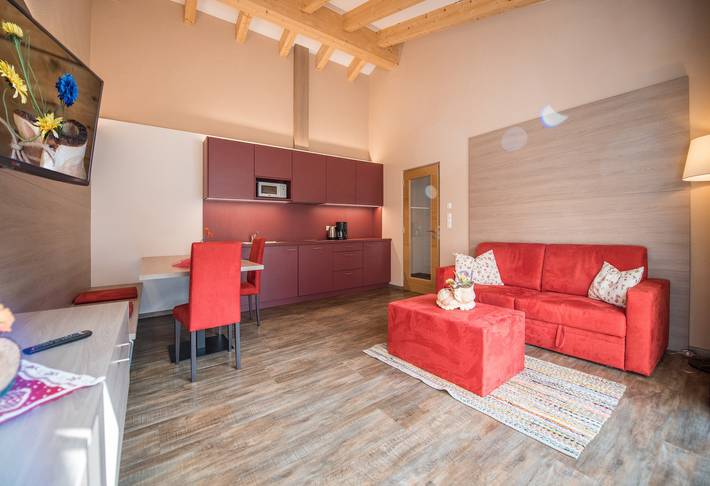 Hel lejlighed, Ferielejlighed for 2 personer med balkon in Hohe Tauern, Sand in Taufers