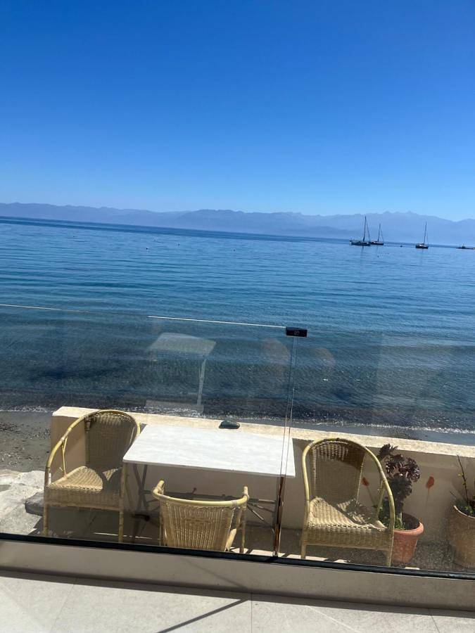 Gîte pour 4 personnes, avec terrasse et vue, animaux acceptés à Koróni - 3