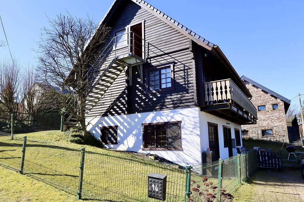 Prachtig huis midden in de Ardennen met sauna in Bihain, Vielsalm