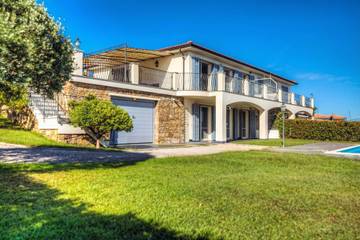 Villa for 10 People in San Remo, Sanremo Municipality, Photo 1