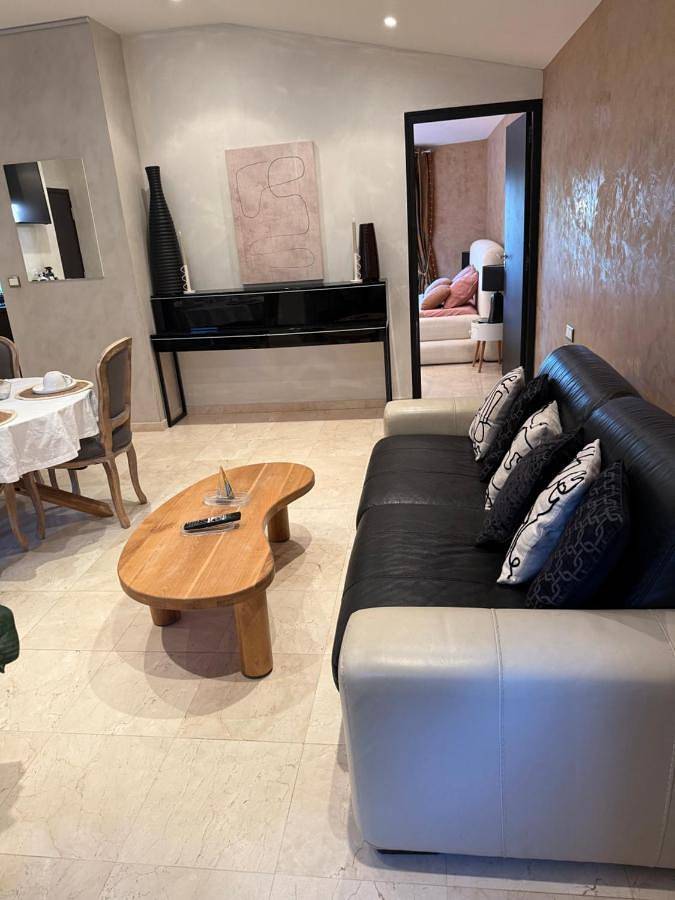 Maison d’hôte pour 4 personnes, avec jacuzzi et sauna ainsi que jardin et piscine à la La Ciotat - 3