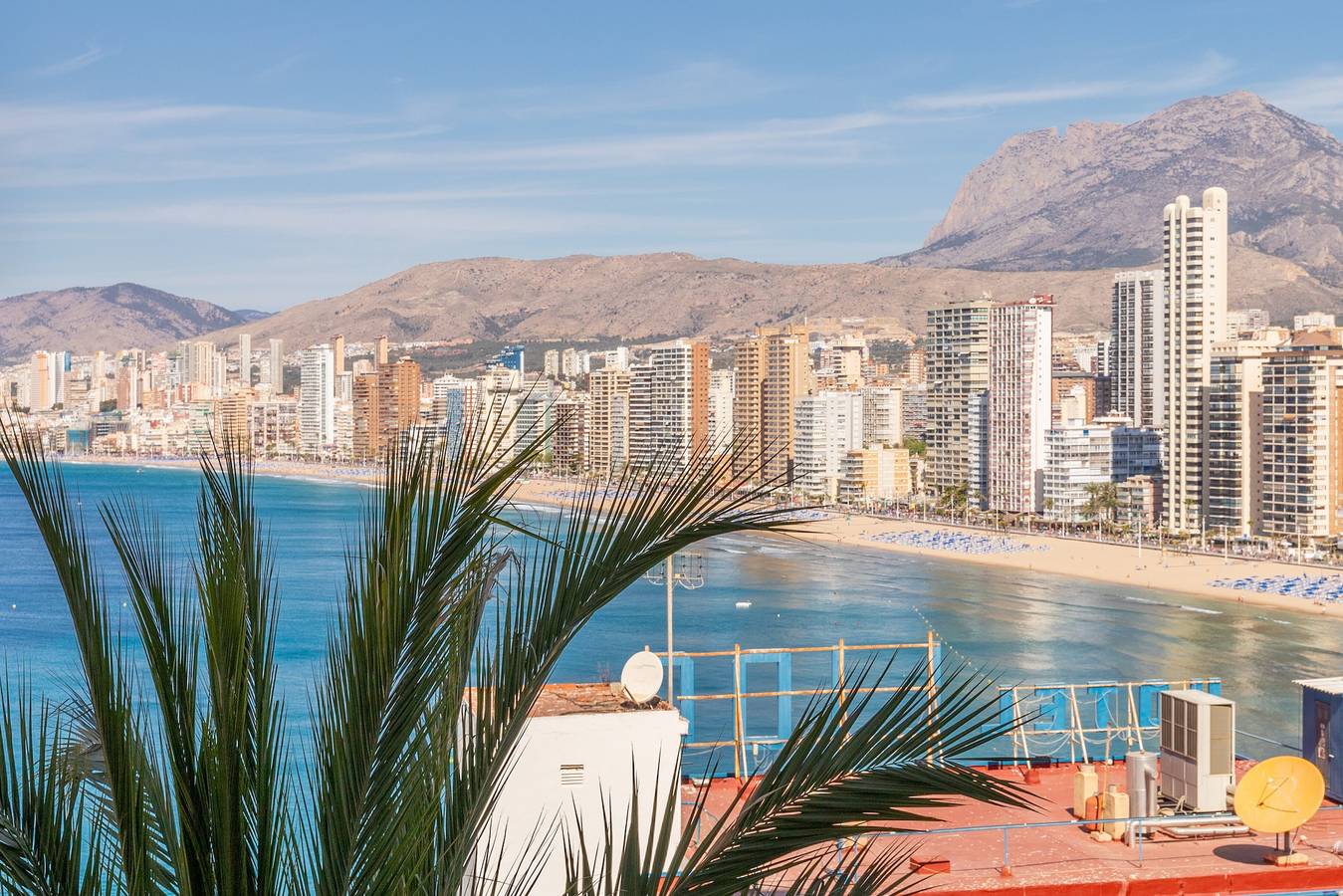 Studio entier, Studio "Casita Bonita" avec vue sur la mer, piscine partagée et climatisation in Benidorm, Costa Blanca