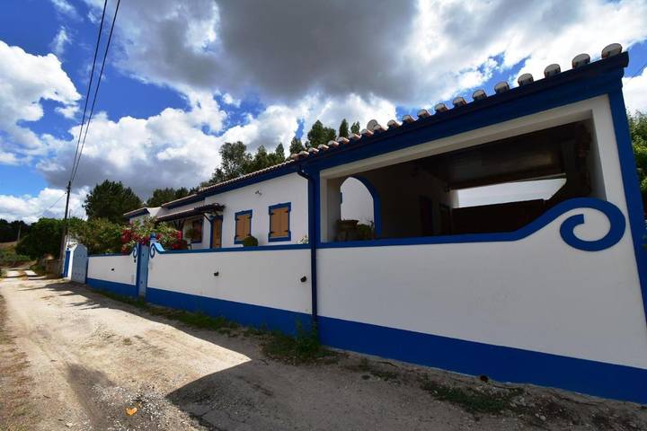 Casa de férias para 4 pessoas, com Jacuzzi e Terraço e ainda Piscina infantil and Piscina em Gavião
