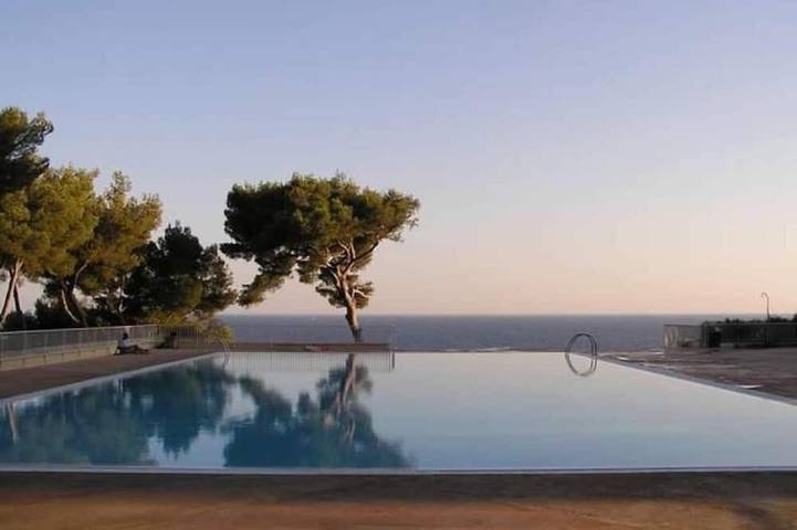 Appartement de vacances pour 5 personnes, avec jardin et piscine