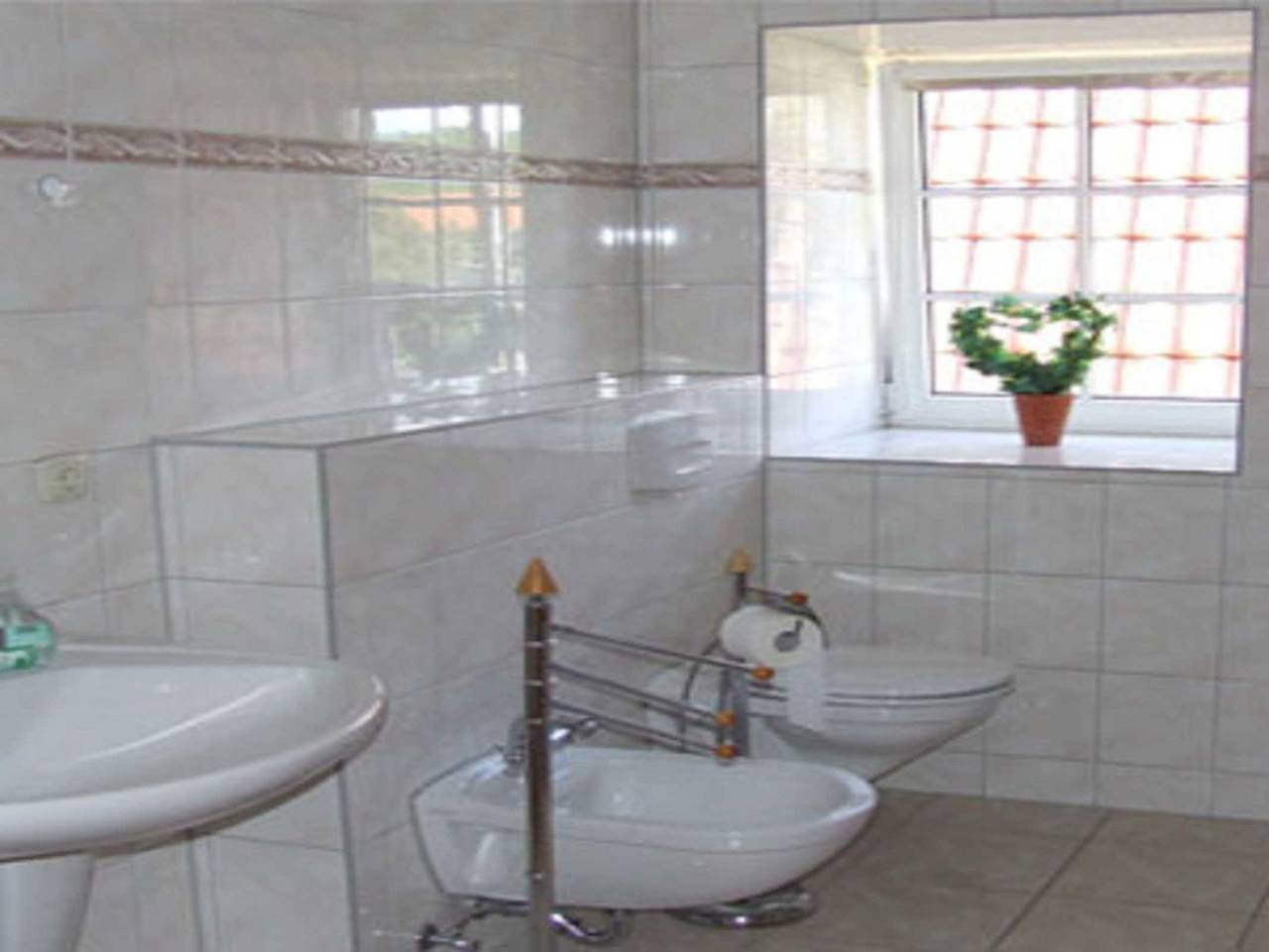 Ganze Ferienwohnung, Ferienwohnung Schlossstraße - Ferienwohnung in Schlossnähe in Göhren-Lebbin, Mecklenburgische Seenplatte