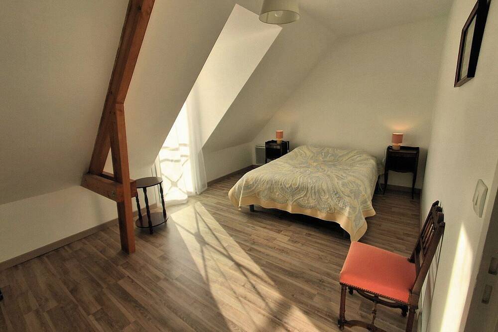 Le Vieux Chêne - Spacious, functional family home. in Bernières-sur-Mer, Caen region