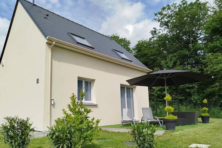 Cottage pour 4 personnes, avec terrasse et sauna ainsi que jacuzzi et jardin à Sainte-Opportune-du-Bosc