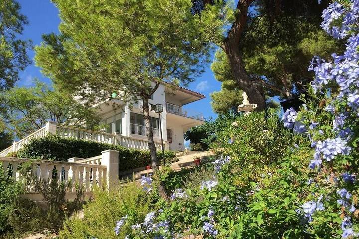 Villa pour 10 personnes, avec jardin et balcon - 1