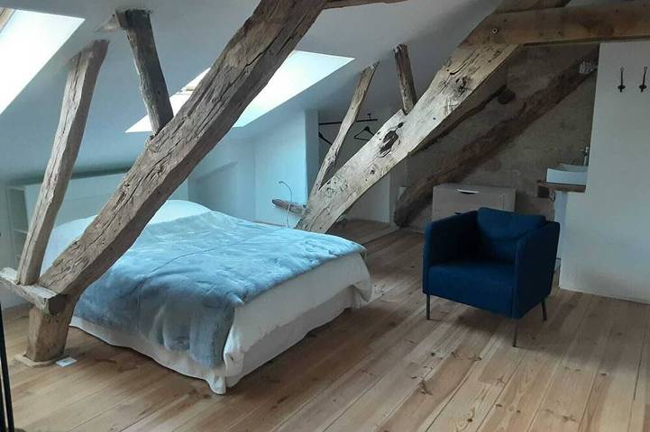 Location de vacances pour 6 personnes, avec terrasse et jardin, animaux acceptés à Puyjourdes - 2