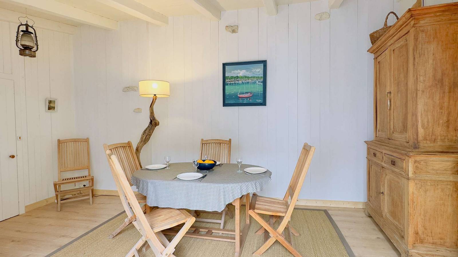 Apartamento vacacional entero, Maison de village proche du phare des baleines in Saint-Clément-des-Baleines, Isla de Ré