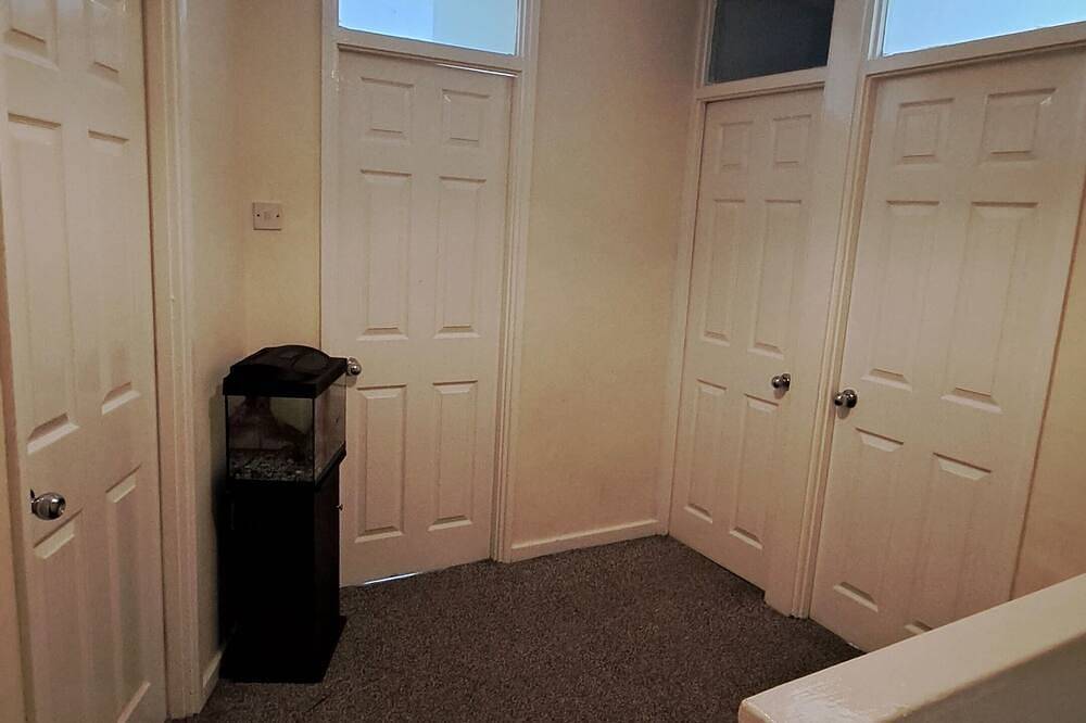 Female and Couple Friendly Single Room in Bradford, Yorkshire del Oeste