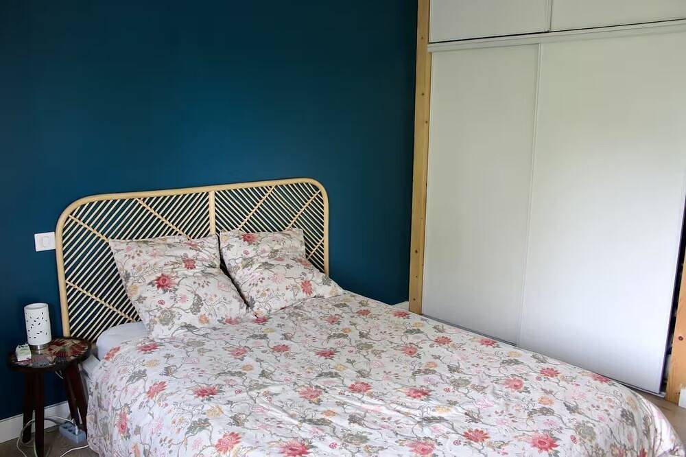 Pays Basque: Family home with large garden, close to mountains and ocean! in Mouguerre, Region de Bayona