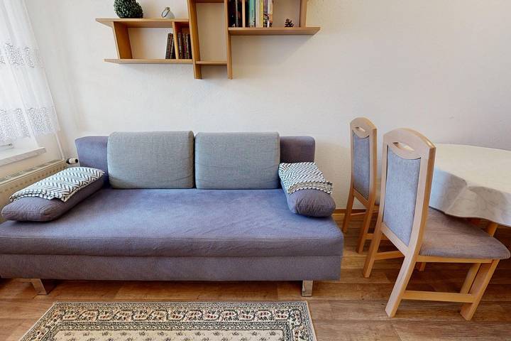 Ganze Wohnung, Kleine Ferienwohnung für 2 Personen in unmittelbarer Strandnähe und Süd-Terrasse in Ostseebad Binz, Binz