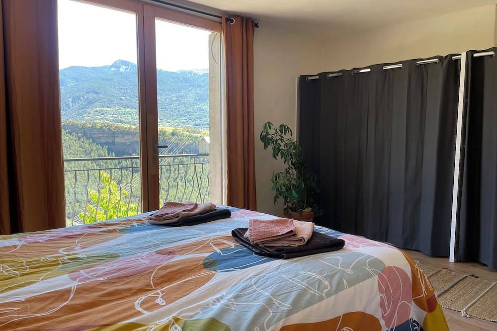 Mountain house with breathtaking view of the Guil river in Eygliers, Nationalpark Écrins