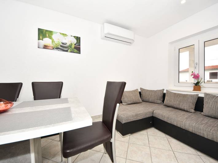 Ferienwohnung für 4 Personen, mit Terrasse in Maslenica - 4