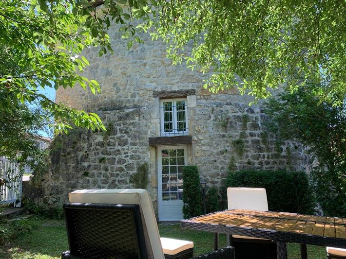 Location de vacances pour 6 personnes, avec jardin à Pranzac - 2
