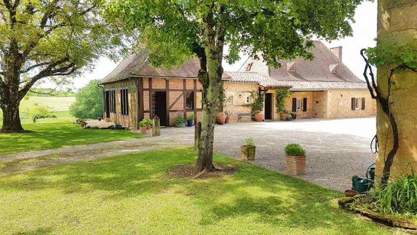 Casa de vacaciones 'Barn Cottage' con Wi-Fi in Bourniquel, Périgord Pourpre