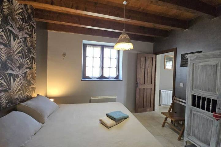 Gîte pour 2 personnes, avec jardin, animaux acceptés à Sainte-Sabine-Born - 2