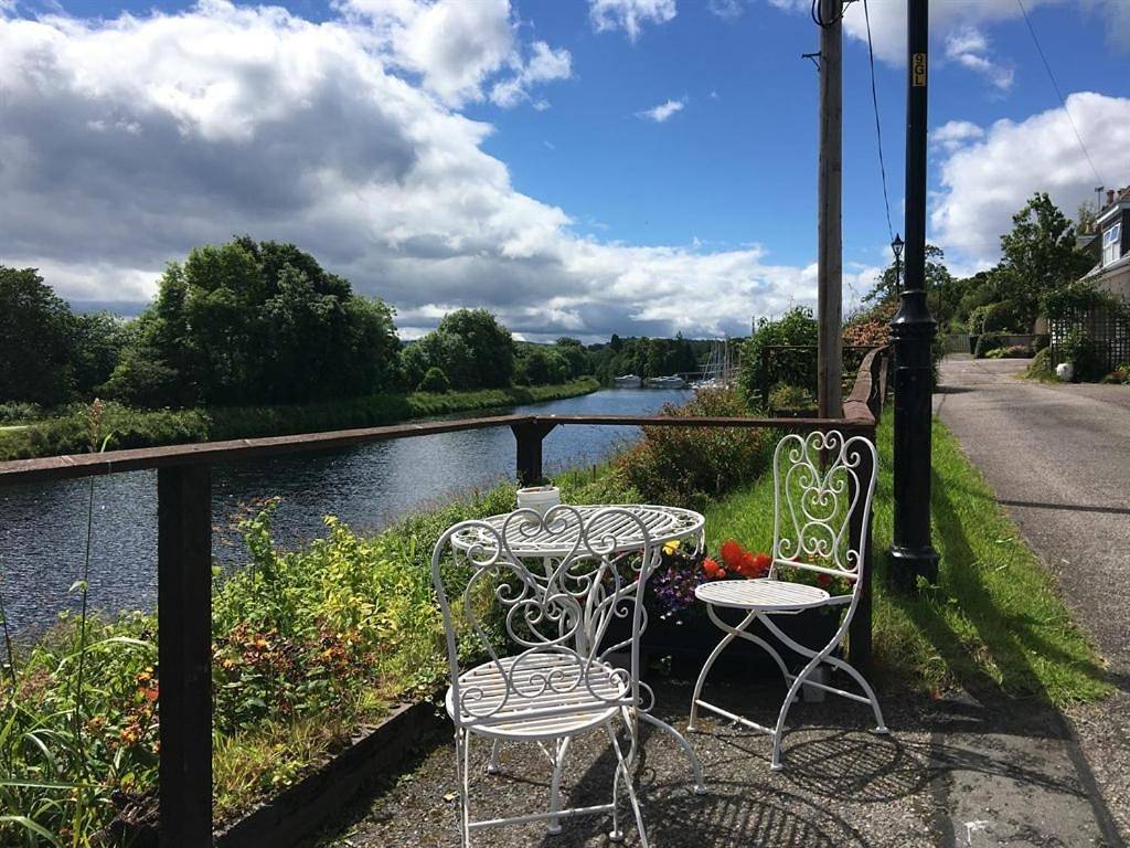 Double Room with Private Bathroom in Inverness, Highlands