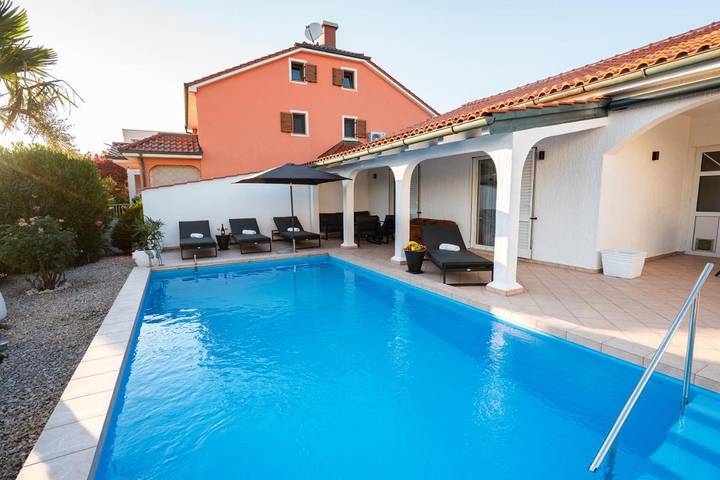 Ferienhaus mit Meerblick für 6 Personen, mit Sauna und Ausblick sowie Garten und Pool, mit Haustier in Barbat na Rabu - 3