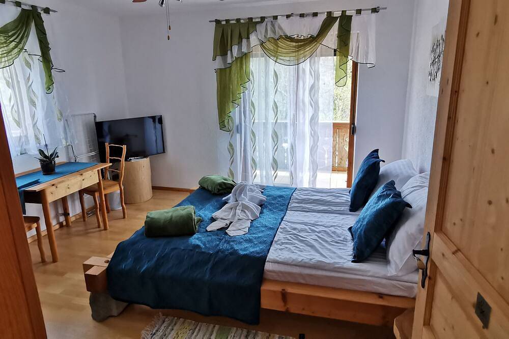 Green Room B&B at Villa Bora Moscenicka Draga in Moscenicka Draga, Primorje-Gorski Kotar
