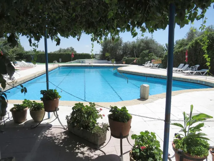 Maison d’hôte pour 4 personnes, avec piscine ainsi que jardin et terrasse - 1